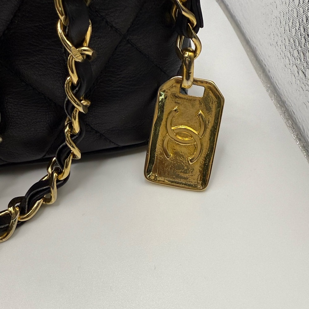 Chanel Dome 24 kt plated Vintage Shoulder Bag - Picture 4 of 15